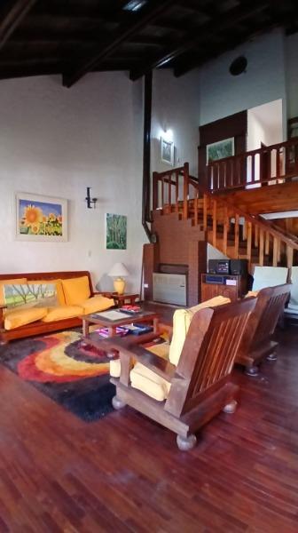 Foto de Casa en Venta en Mar Del Plata, imagen 4