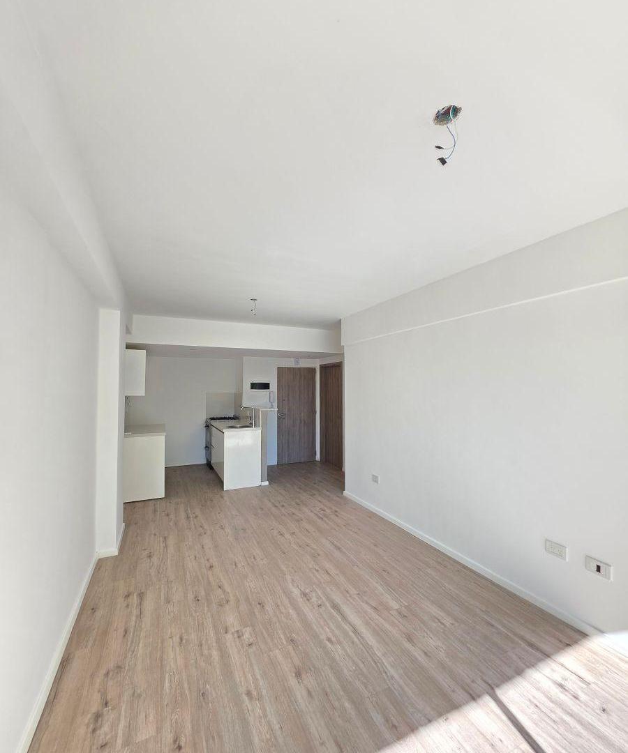 Foto de En venta 3 ambientes con balcón al frente y cochera - Belgrano chico, imagen 4
