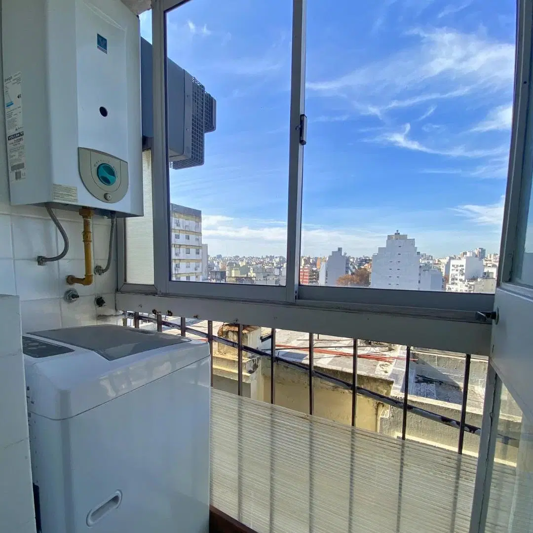 Alquiler temporario amoblado · 3 ambientes · Caballito · 55 m² · piso alto 4