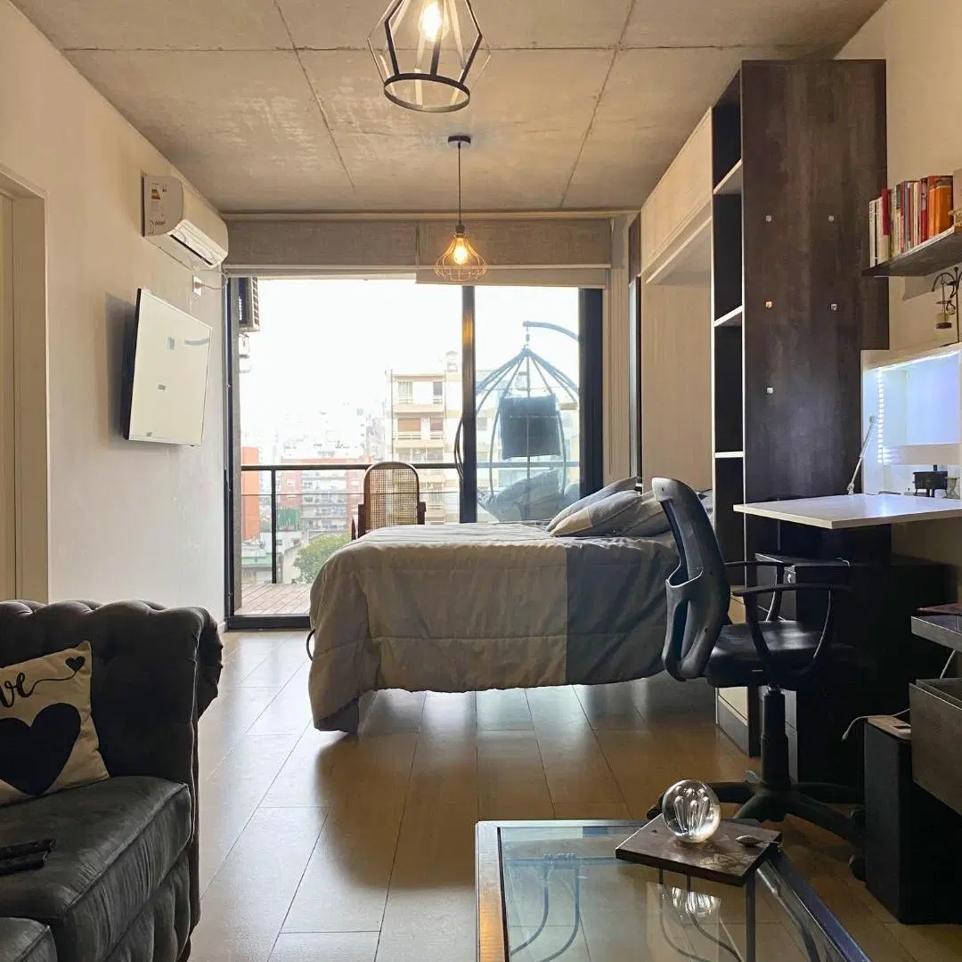 Monoambiente amoblado y equipado en Caballito · piso alto luminoso · 35 m² · listo para entrar 3