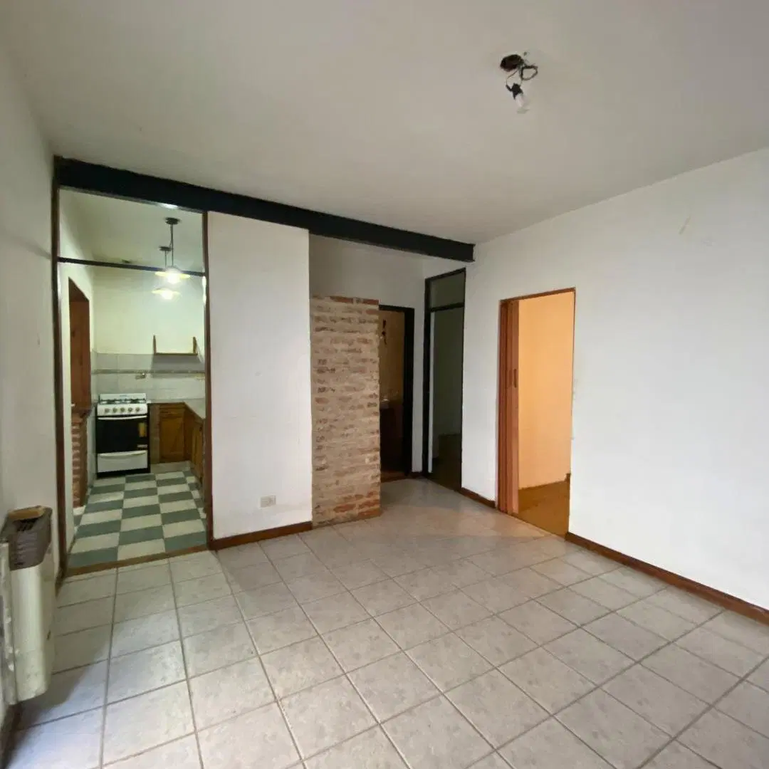 PH en venta en Villa Luro · 5 ambientes, 4 dormitorios · patio y terraza · 2 plantas 3