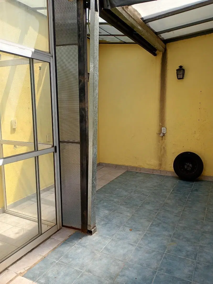 VENTA PH 3 AMB EN LINIERS CON PATIO APTO CRÉDITO 5
