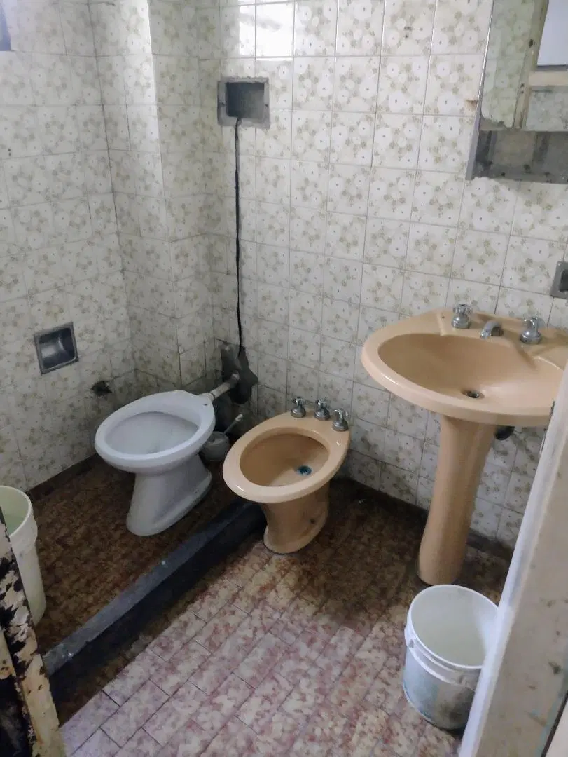 VENTA EDIFICIO LINIERS IDEAL INVERSOR A RECICLAR 5
