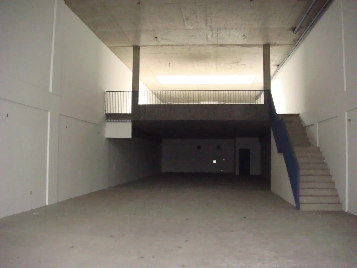 VENTA DE LOCAL EN LINIERS AV. RIVADAVIA CON RENTA 5