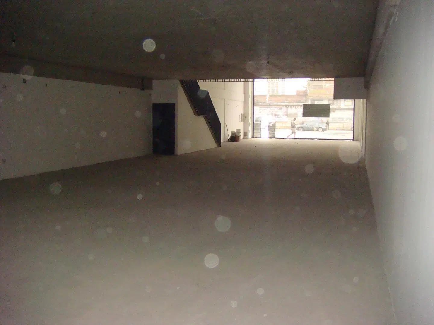 VENTA DE LOCAL EN LINIERS AV. RIVADAVIA CON RENTA 3