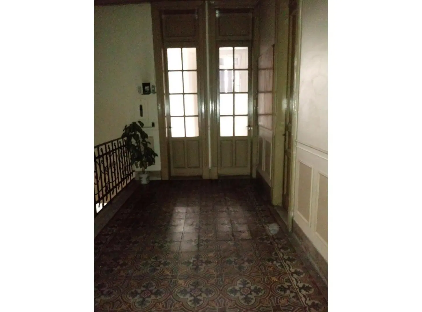 OFICINA 6 AMB EN FLORES CON ENTRADA INDEPENDIENTE EN P.A. 3