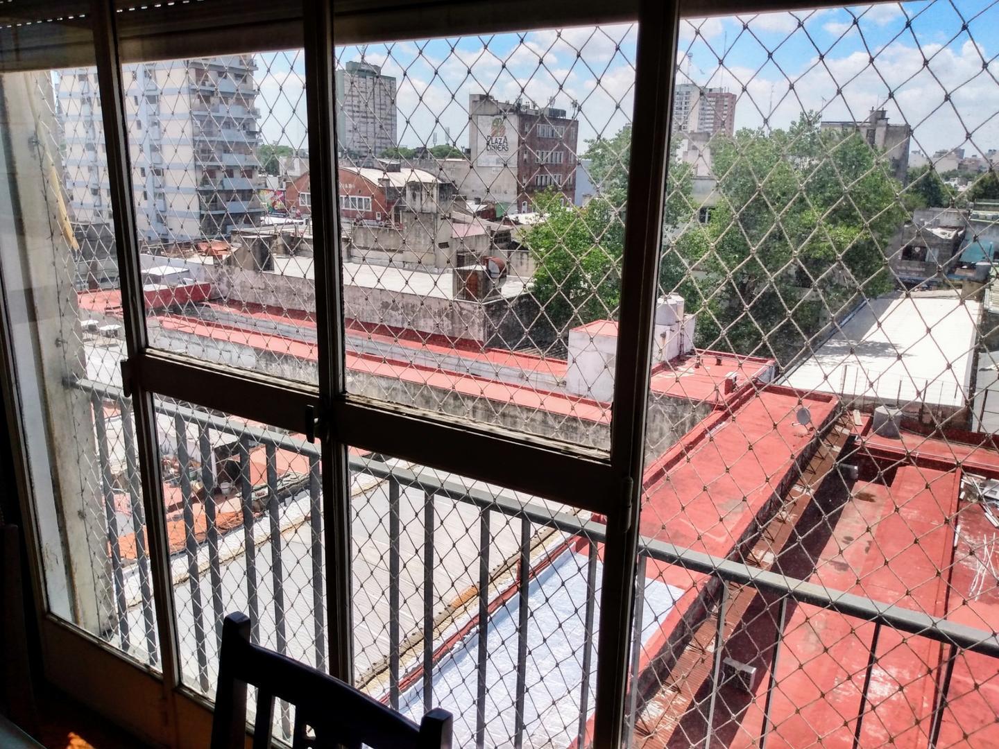 VENTA DEPTO 3 AMB EN LINIERS - CONTRAFRENTE APTO CRÉDITO !!!