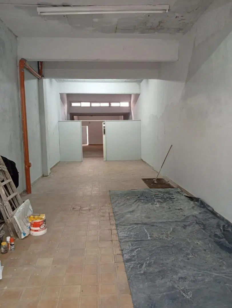 ALQUILER LOCAL EN EL CENTRO COMERCIAL DE LINIER 250 M2 1