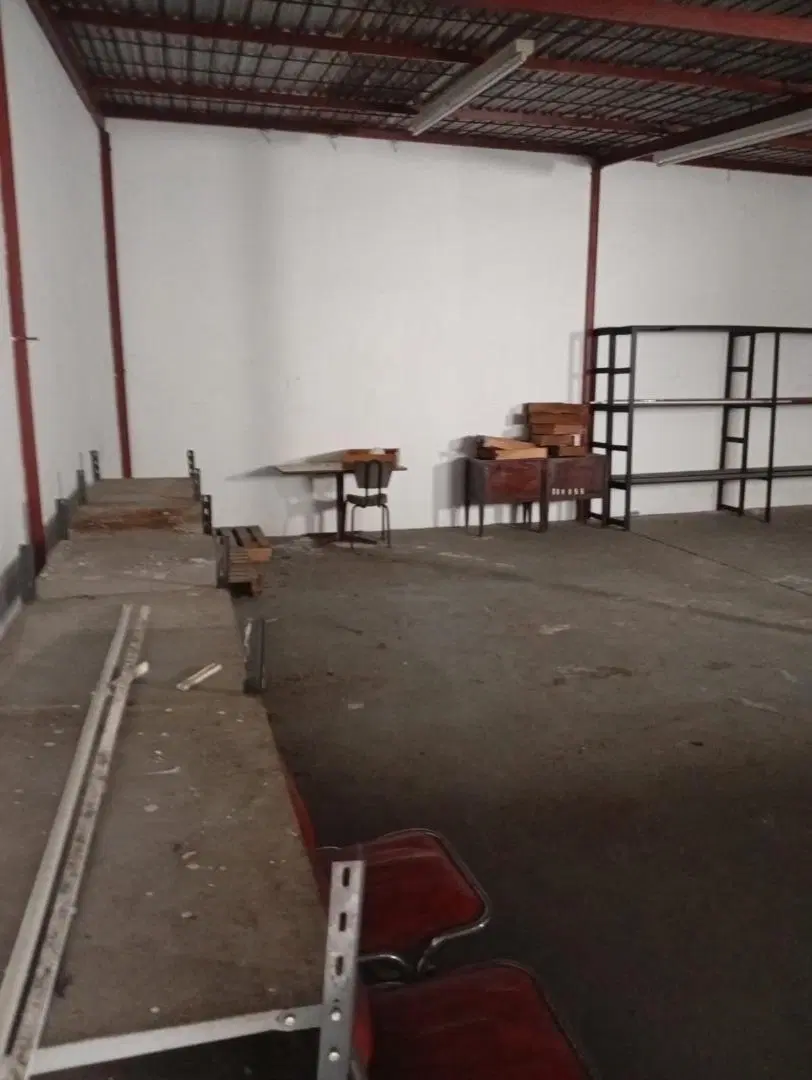 ALQUILER LOCAL EN EL CENTRO COMERCIAL DE LINIER 250 M2 5