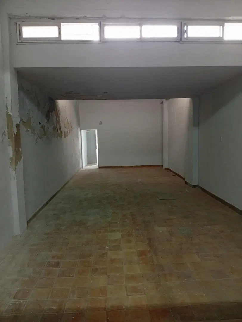 ALQUILER LOCAL EN EL CENTRO COMERCIAL DE LINIER 250 M2 4