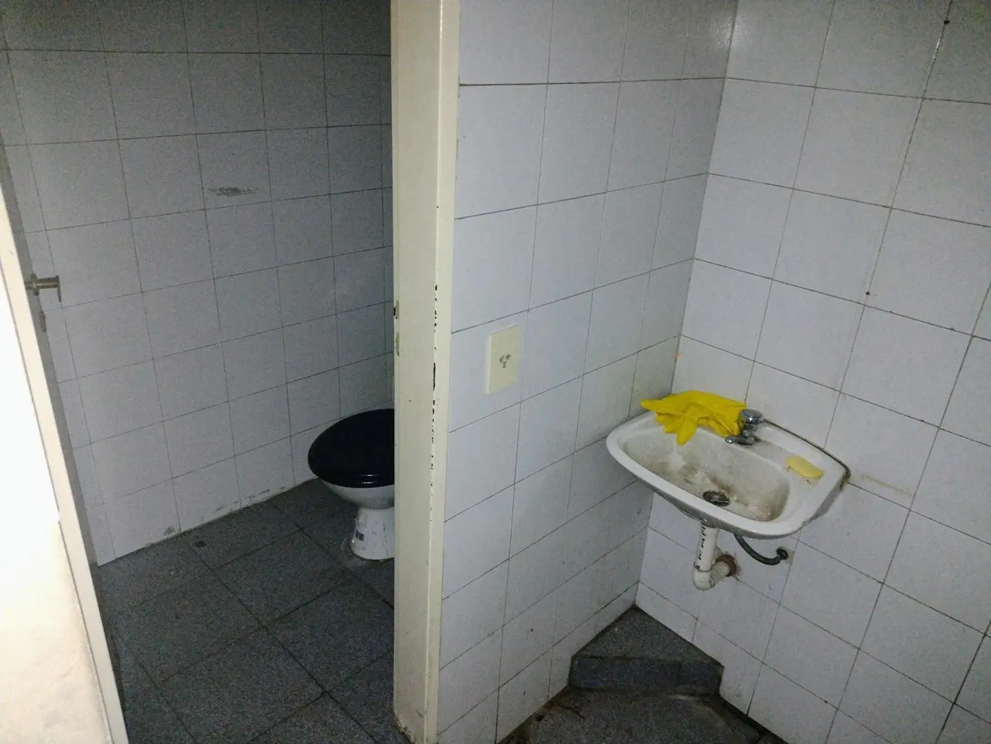 ALQUILER DE LOCAL EN LINIERS ZONA COMERCIAL 5