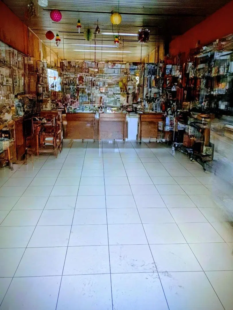 ALQUILER DE LOCAL EN LINIERS PARA VÁRIOS RUBROS 4