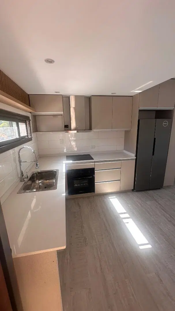 DEPTO 3 AMB ESTRENAR 2 BAÑOS EN PARQUE LELOIR C/ PARQUE 3