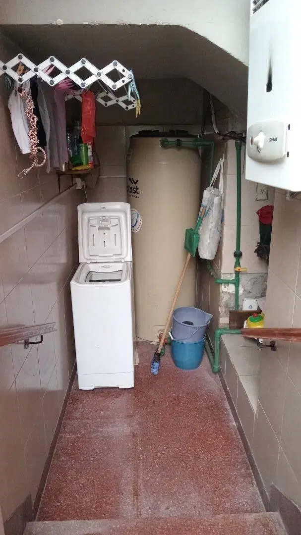 VENTA CASA  5 AMB EN CIUDADELA CON FONDO, PARQUE  Y COCHERA 2