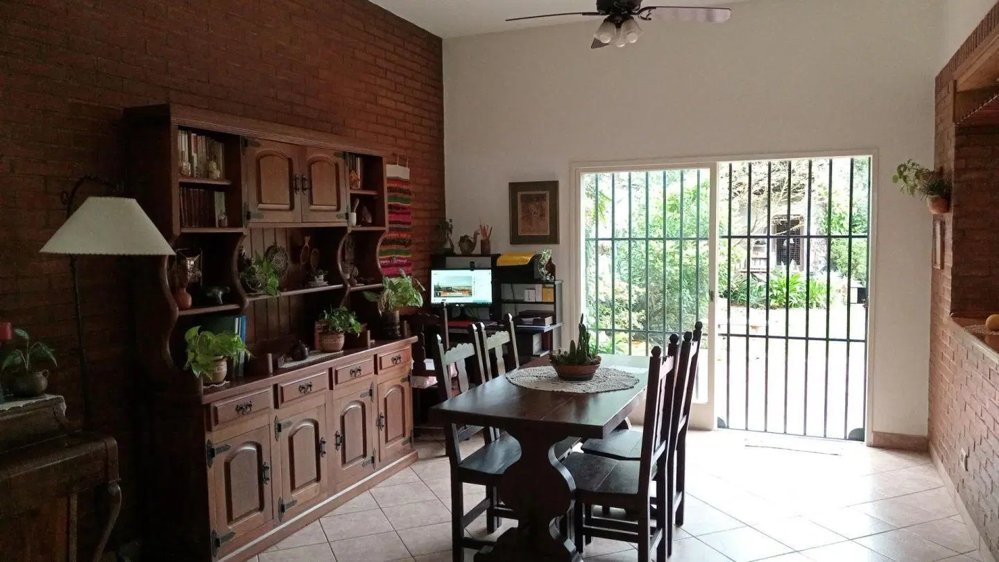 VENTA CASA  5 AMB EN CIUDADELA CON FONDO, PARQUE  Y COCHERA 4