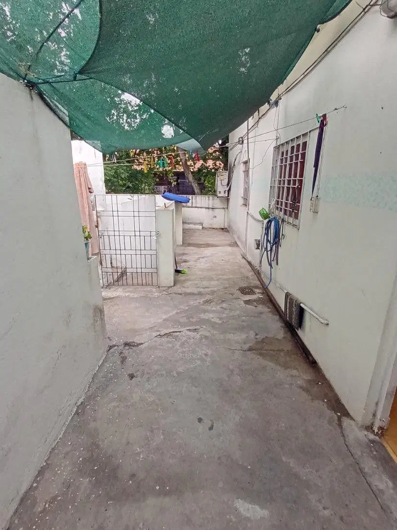 VENTA PH 2 AMB EN LINIERS CON PATIO SIN EXPENSAS 5