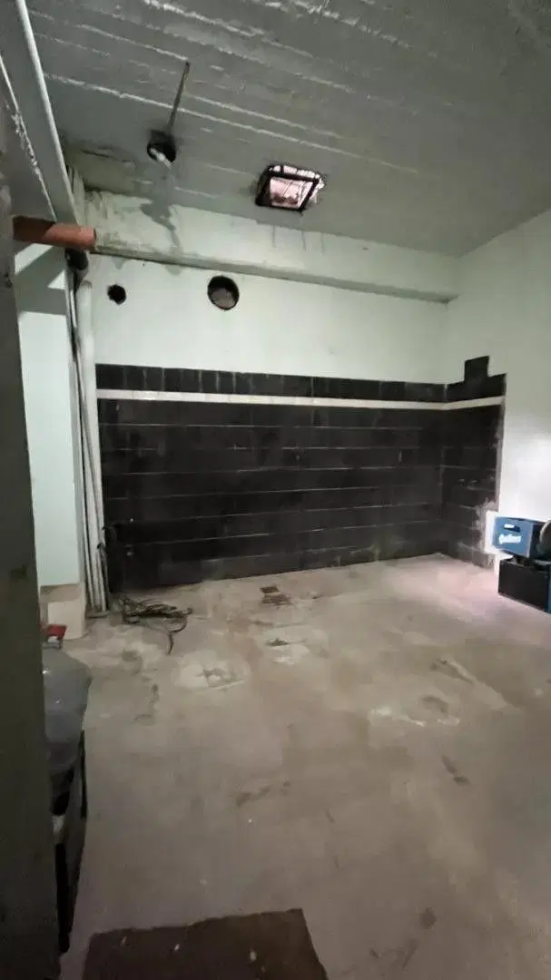 LOCAL COMERCIAL EN LINIERS CON VIVIENDA Y DEPOSITO 5