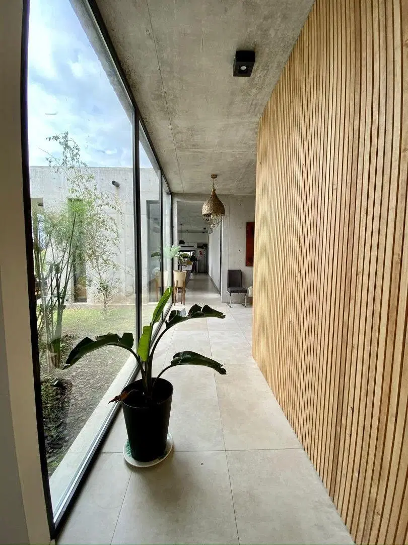 CASA 4 DORMS EN TERRAVISTA - LOTE CENTRAL PERMUTA FINANCIA 8