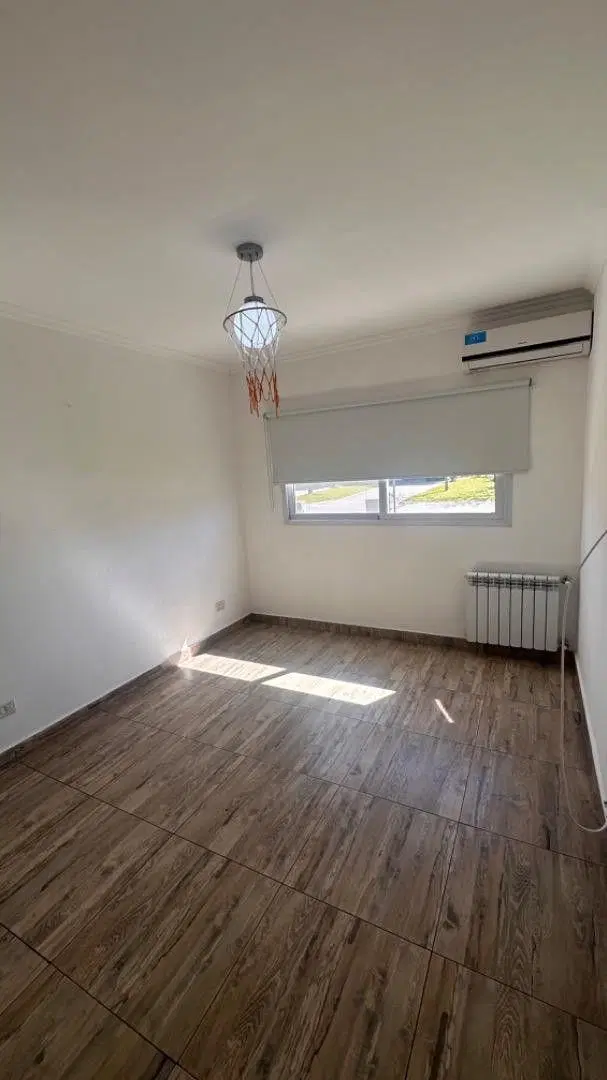 CASA VENTA 4 AMB EN TERRAVISTA CON RENTA FINANCIA 1