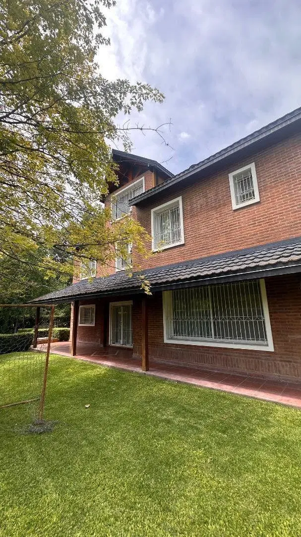CASA VENTA PARQUE LELOIR 7 AMB UNA CUADRA POLO GASTRONÓMICO 2