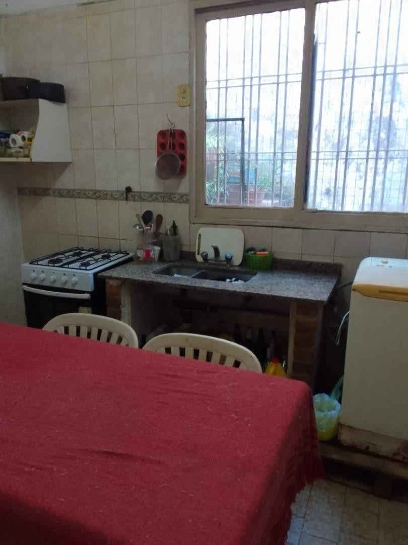 Foto de 2 DEPARTAMENTOS PH LOTE PROPIO TOTAL 7 AMB GARAGE EN ESQUINA, imagen 5