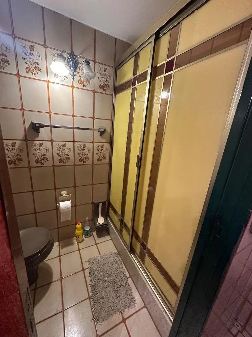CASA EN VENTA LINIERS 5 AMB CON FONDO VERDE Y QUINCHO 4