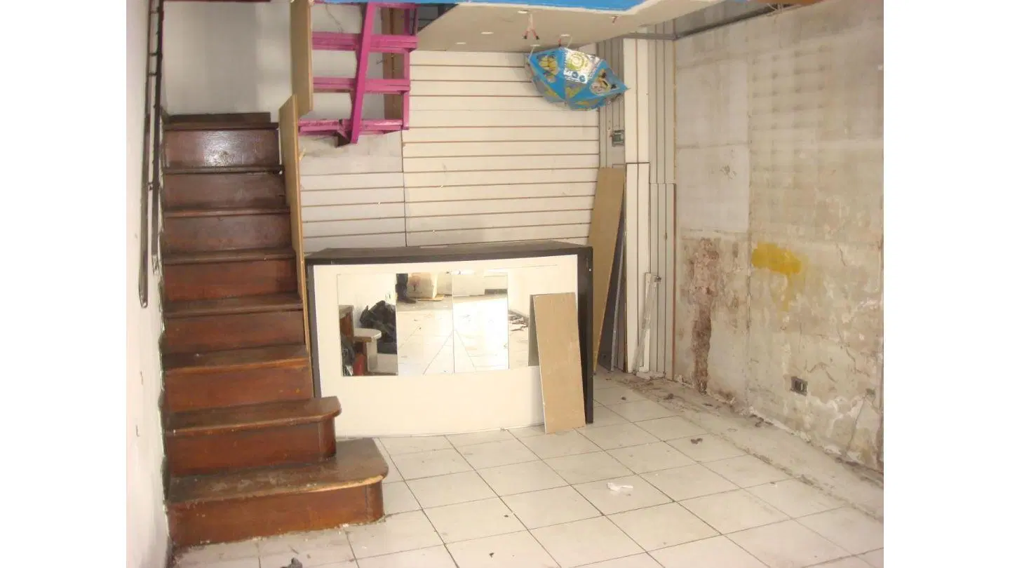LOCAL EN ALQUILER LINIERS A METROS DE AV RIVADAVIA 3