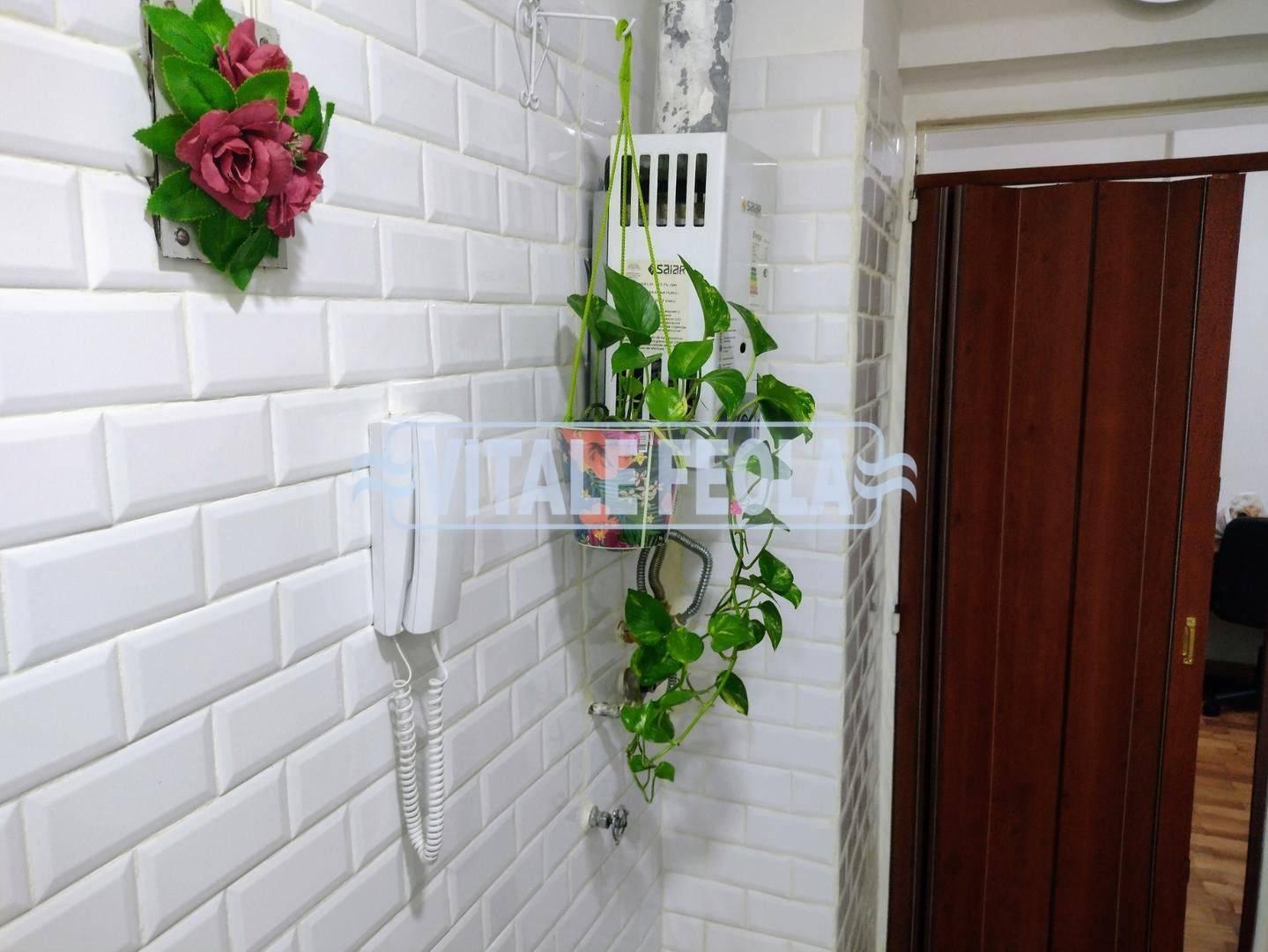 Foto de VENTA DEPTO 2 AMB EN LINIERS RECICLADO EXCELENTE UBICACION, imagen 1