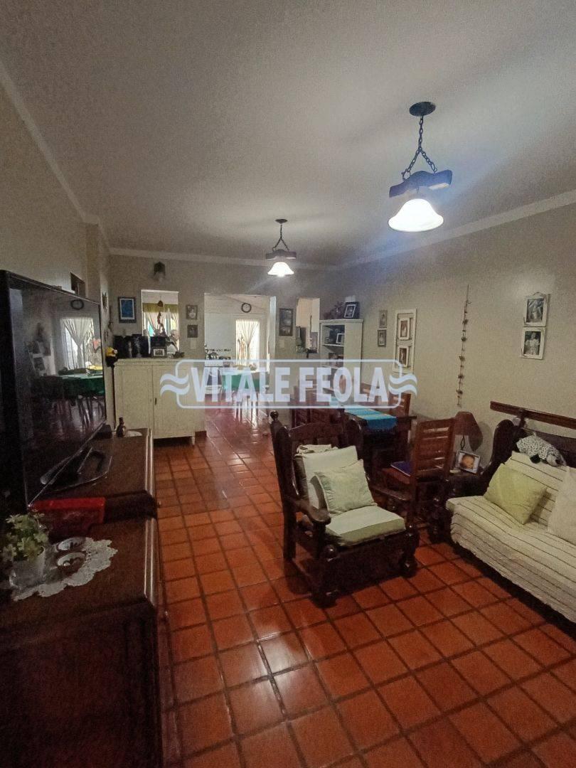 Foto de VENTA PH 3 AMB CIUDADELA CON GARAGE + MONOAMBIENTE + LOCAL, imagen 1