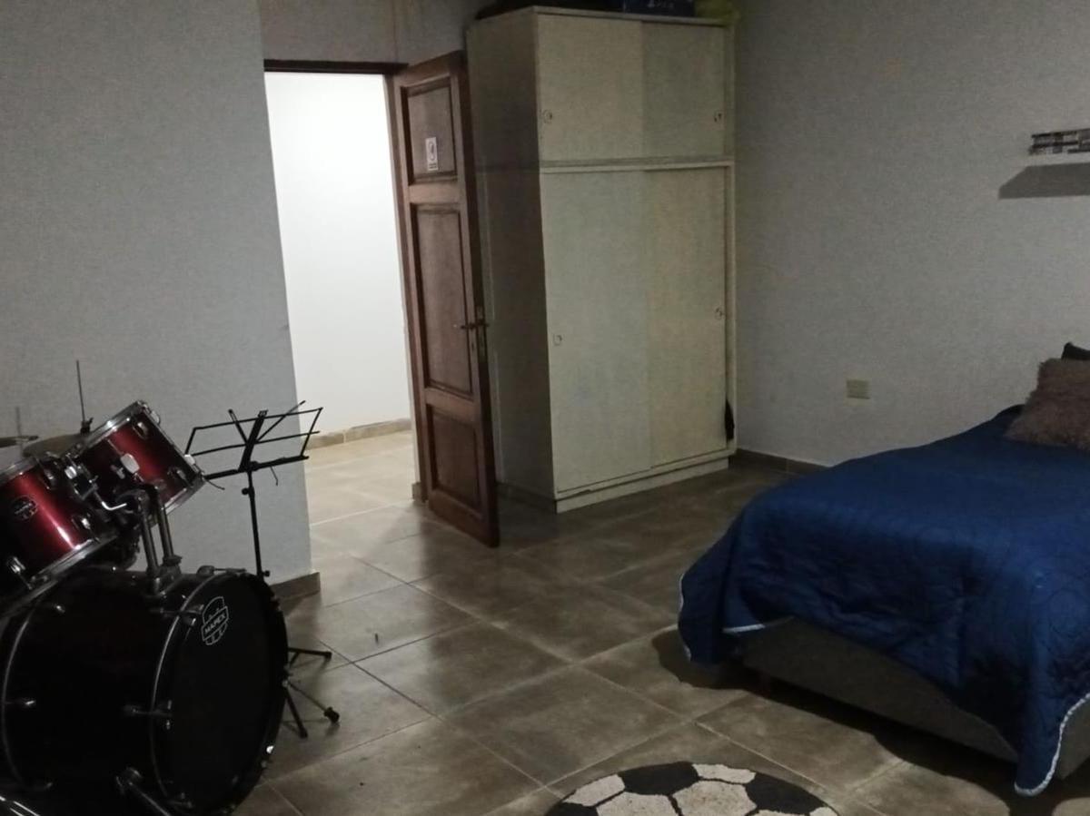 Venta Casa 4 Dorm. 2 Baños en un Lote de 6000 Mtrs Oportunidad 1