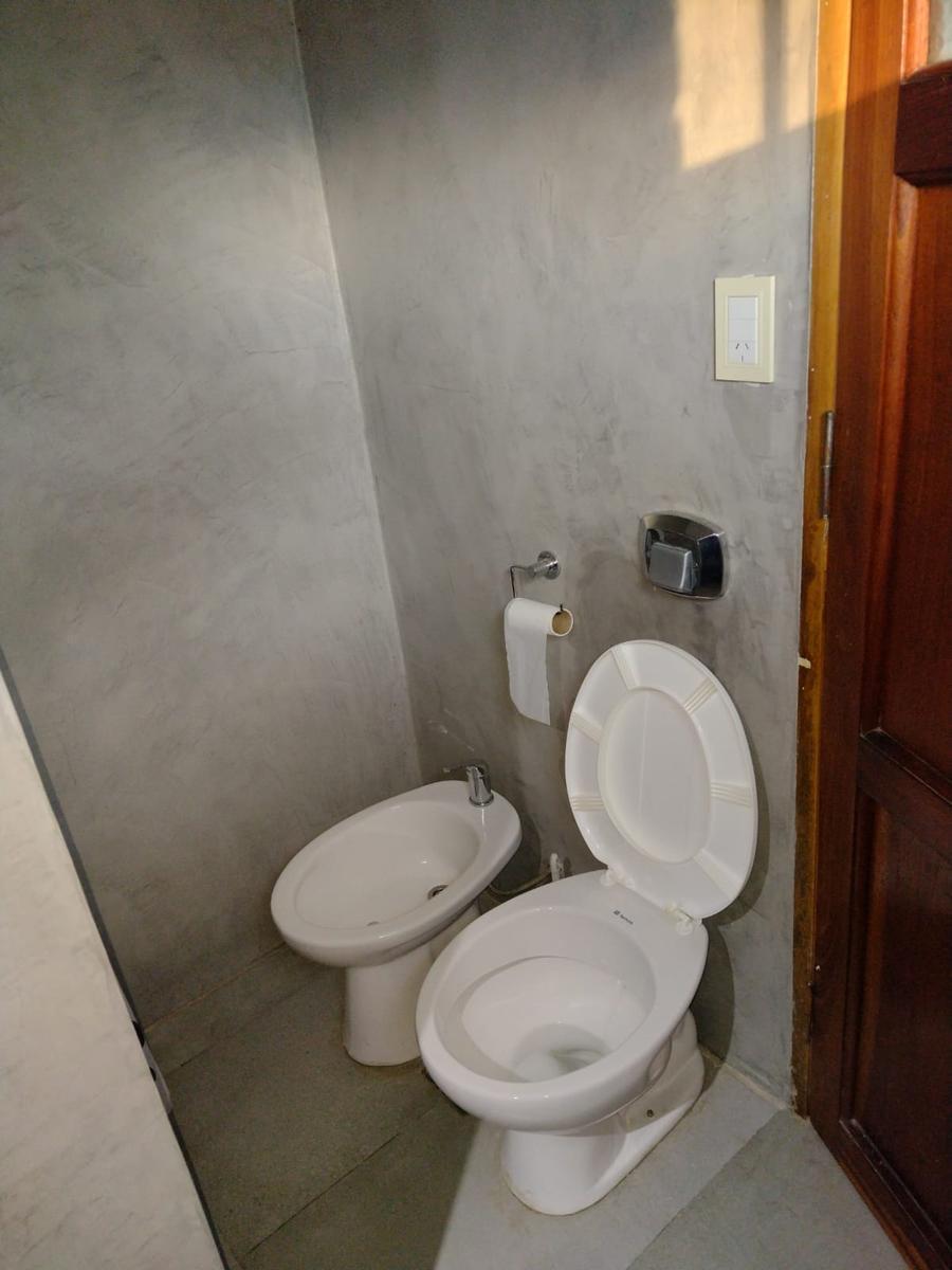 Venta Casa 4 Dorm. 2 Baños en un Lote de 6000 Mtrs Oportunidad 3