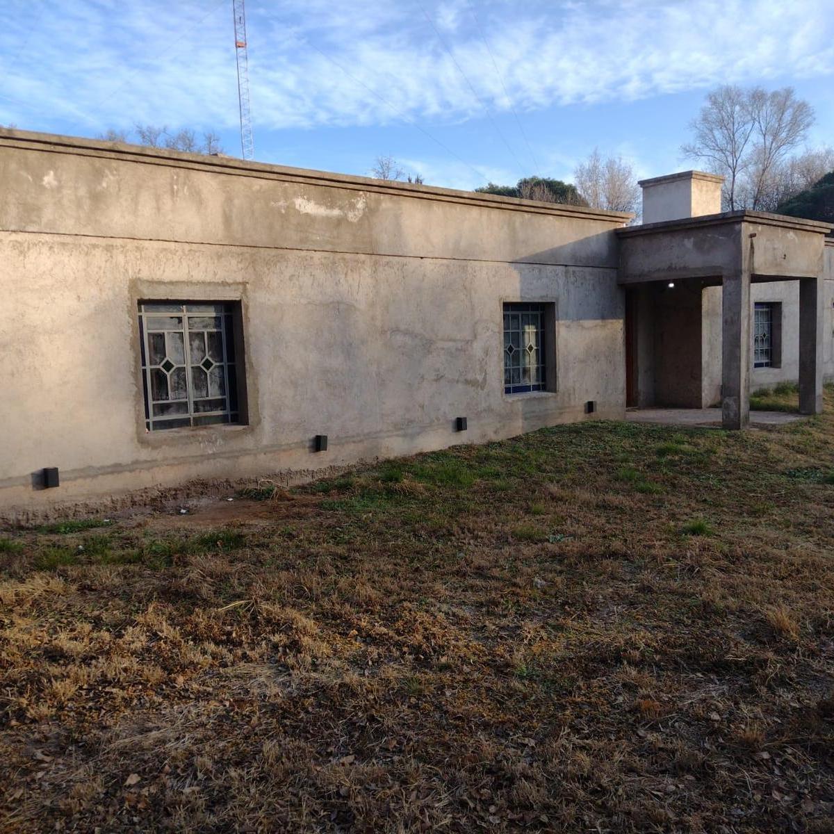 Venta Casa 4 Dorm. 2 Baños en un Lote de 6000 Mtrs Oportunidad 3