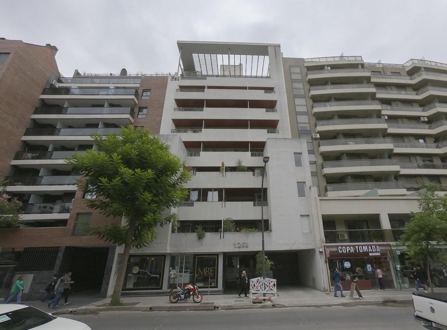 Se vende departamento 3 dorm y 2 cocheras  Nueva Cordoba