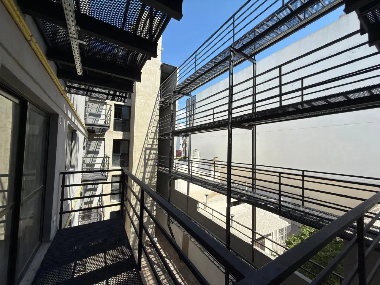 Departamento con cochera en venta 5