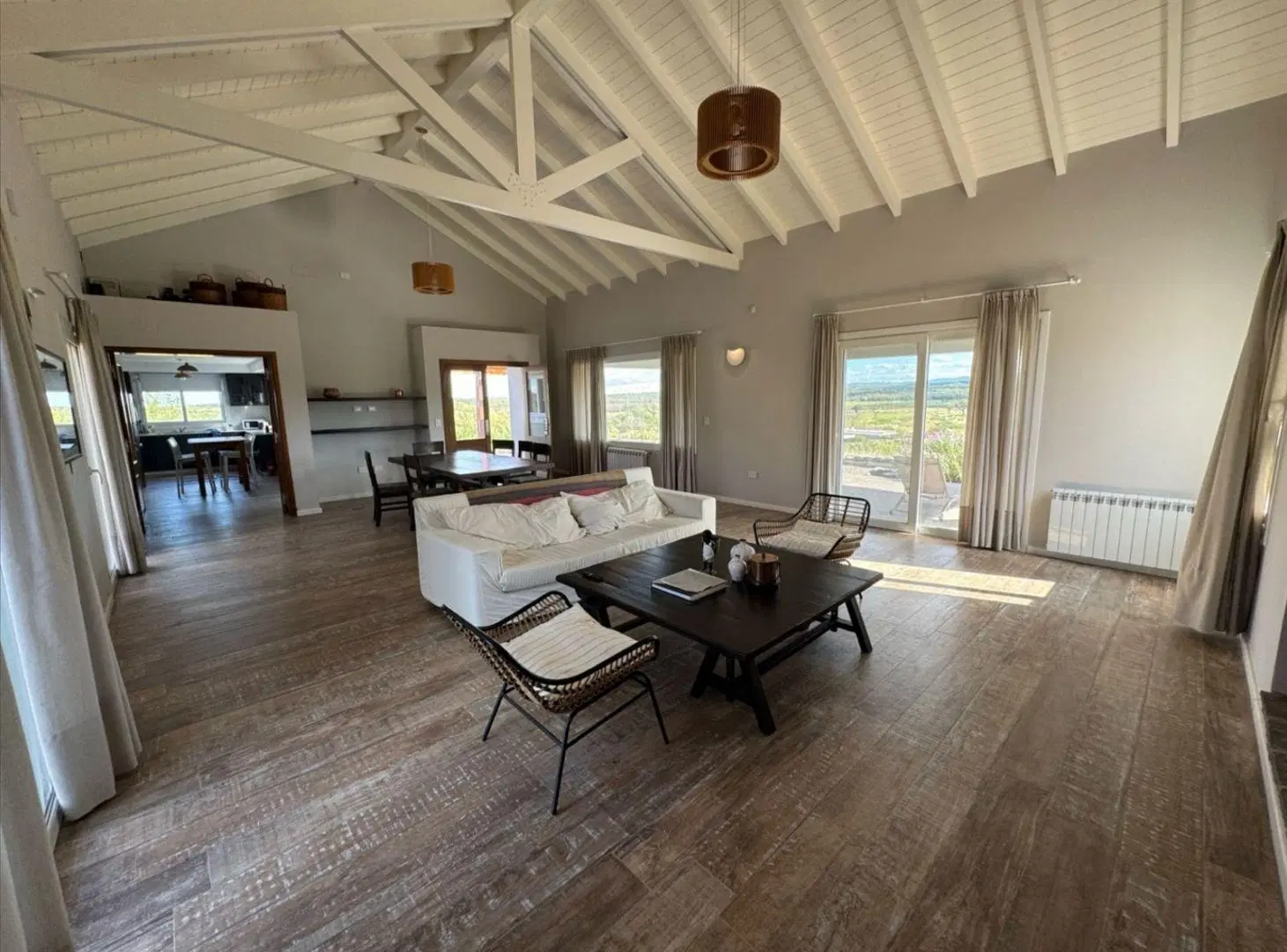 Se vende casa 4 dormitorios - Estancia La Paz - Ascohinga 4