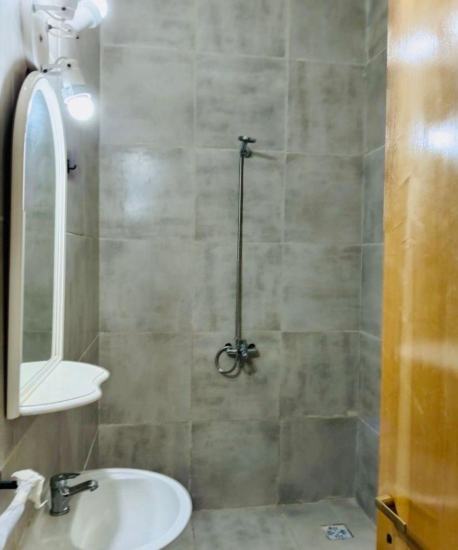 Foto de Casa nueva. Pasillo única, San Martin y Dr Rivas, imagen 5