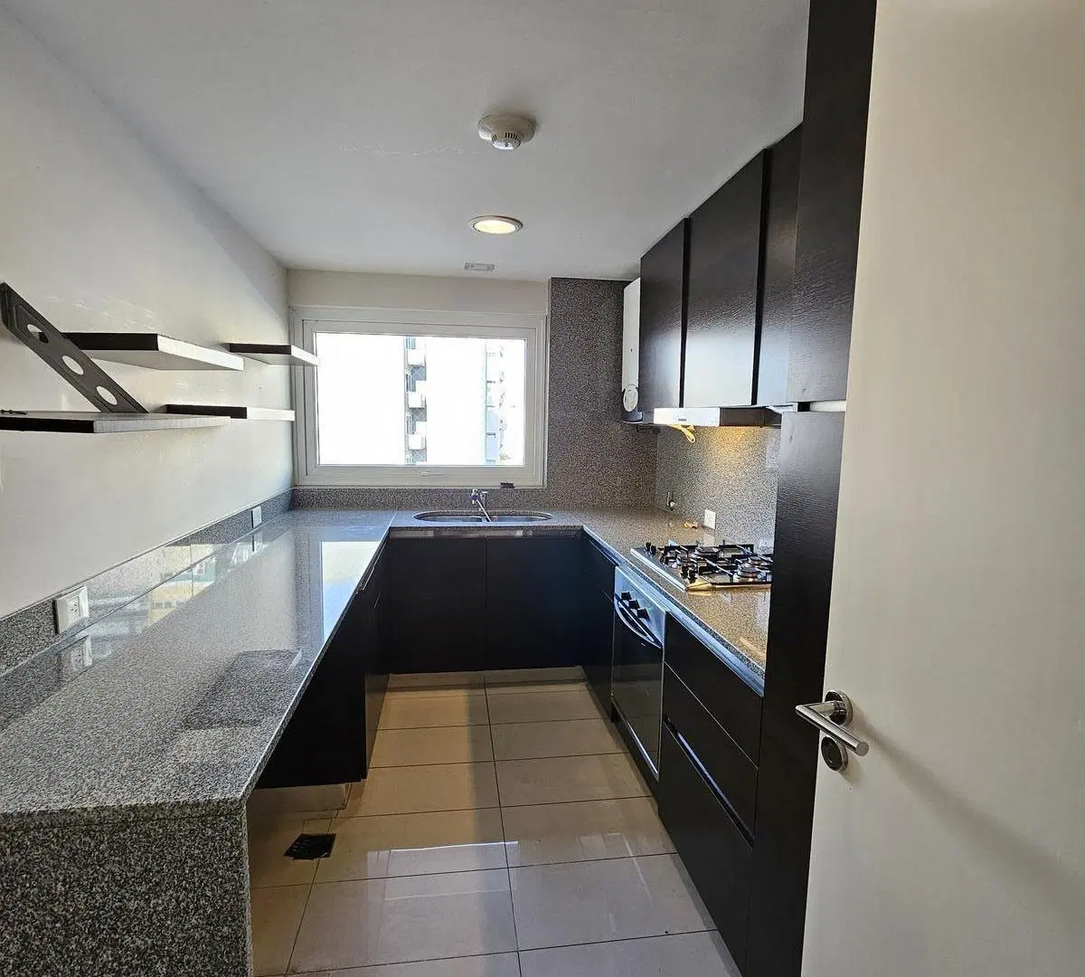 Semipiso de categoria en Olivos Amenities Cochera Vista al Rio 2