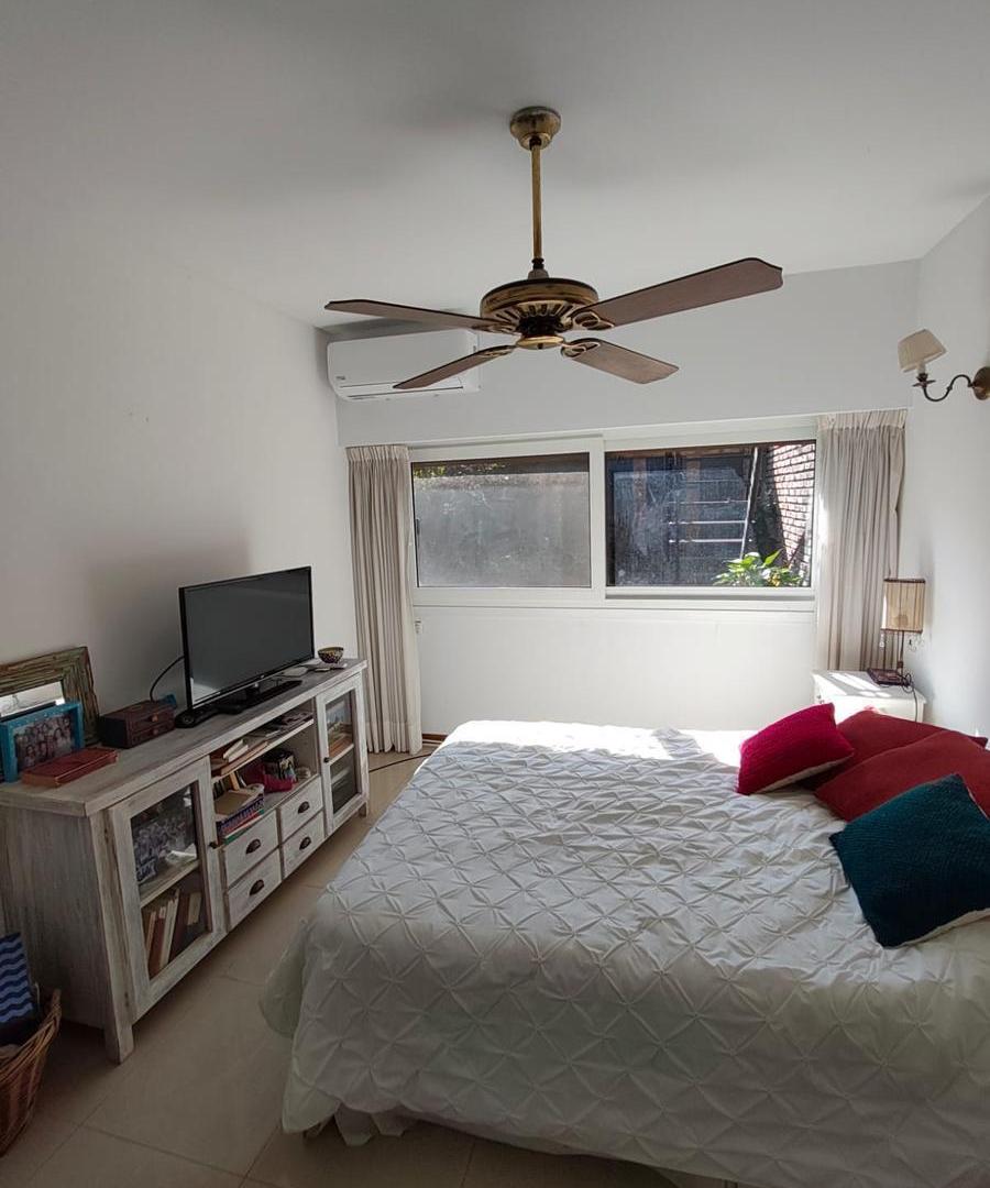 Foto de Departamento Tipo Duplex 3 Ambientes 2 Cocheras Con Terraza y Patio, imagen 4
