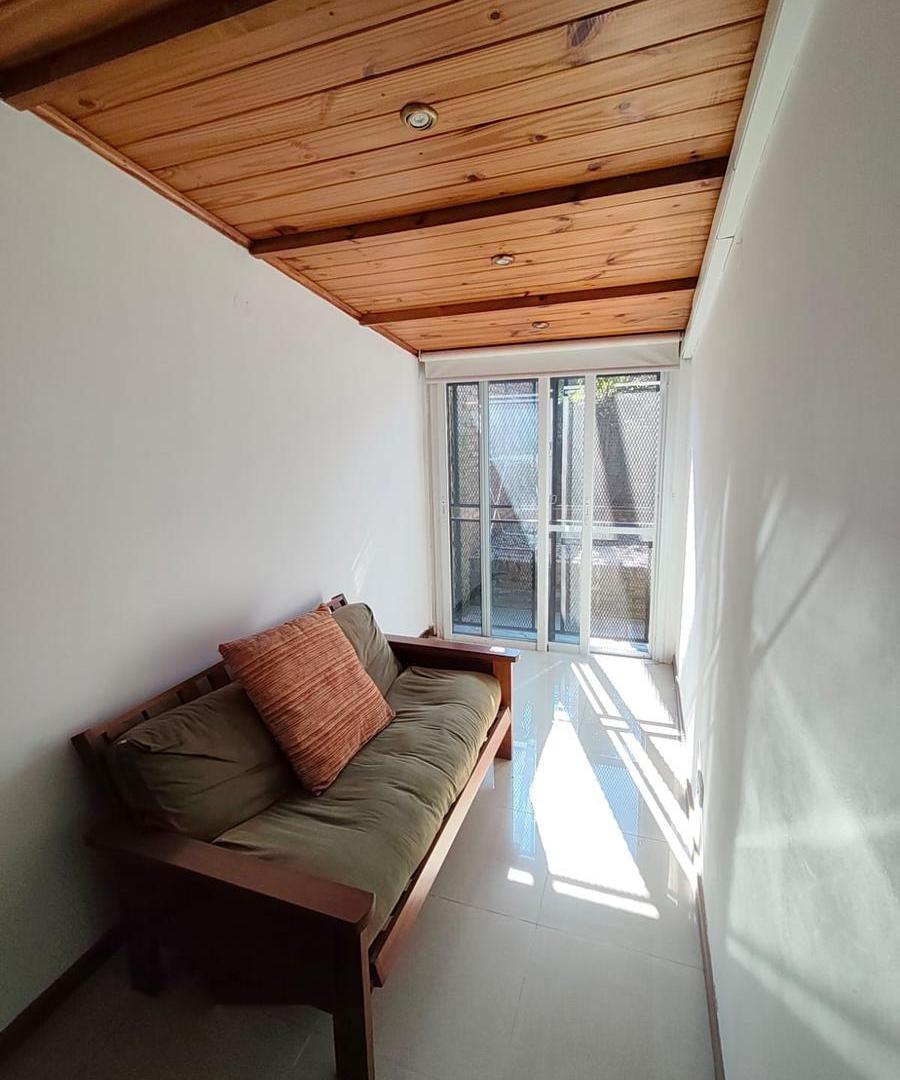 Foto de Departamento Tipo Duplex 3 Ambientes 2 Cocheras Con Terraza y Patio, imagen 5
