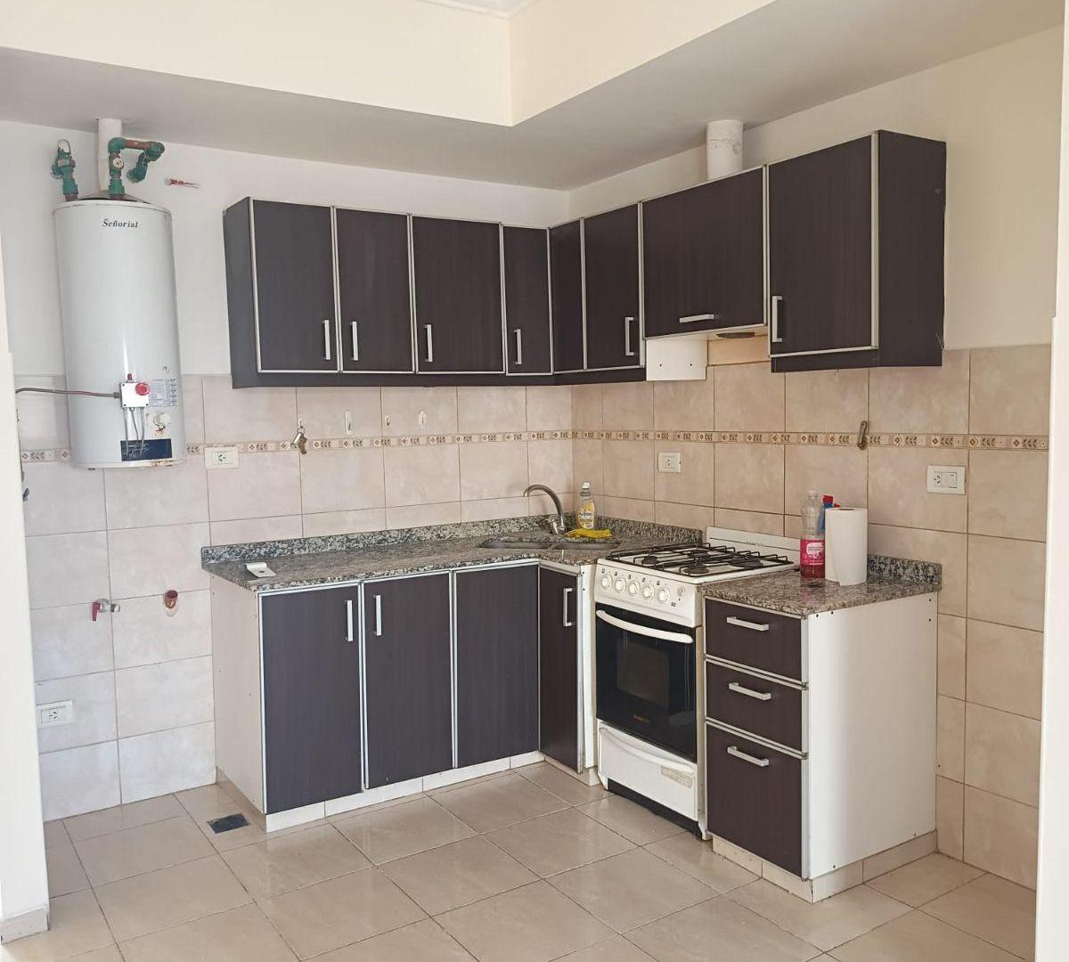Foto de Alquiler de Casa en Planta Baja en Barrio Privado Las Moras, Guaymallén, imagen 4