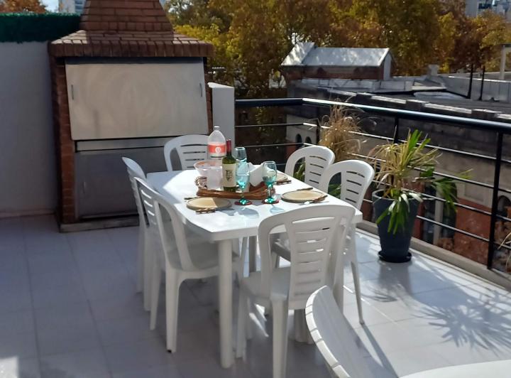 Rooftop cercano al Hospital Italiano 2