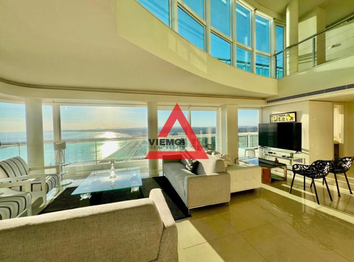 Phenthouse de 4 dormitorios en Torre Aquarela - Playa Mansa, Punta del Este 5
