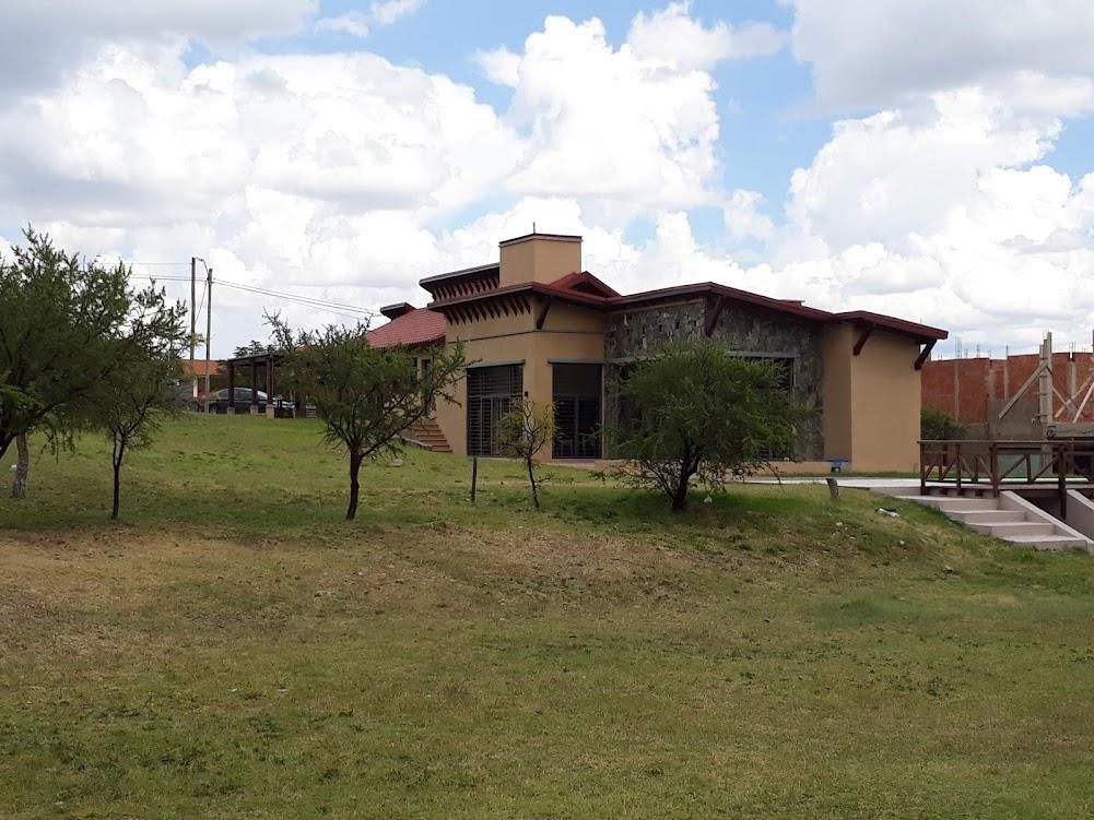 Excelente Casa Grande en Merlo San Luis 5