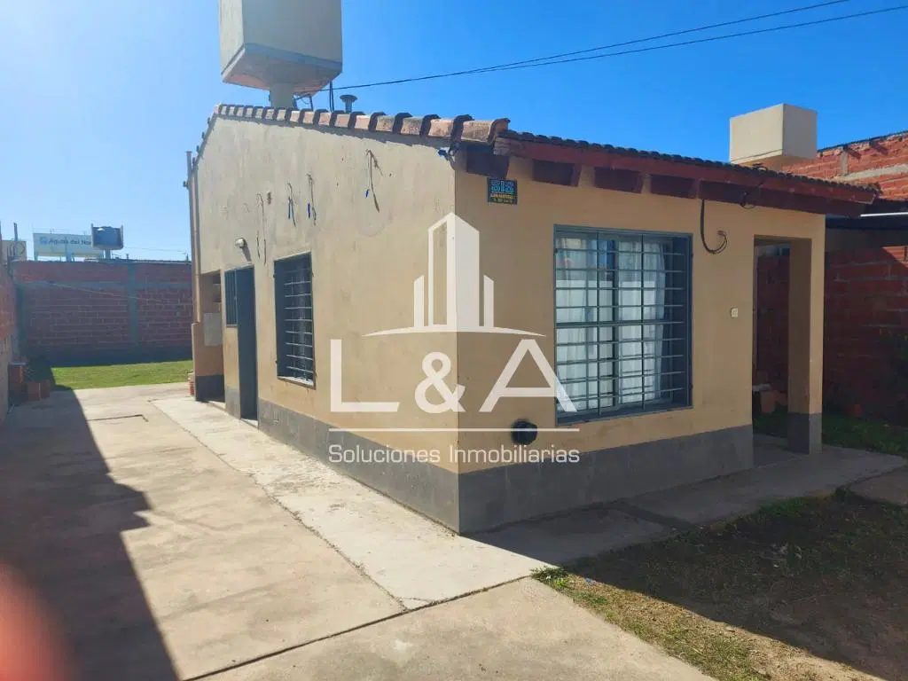Casa con 2 dormitorios en alquiler en El Huaico 2