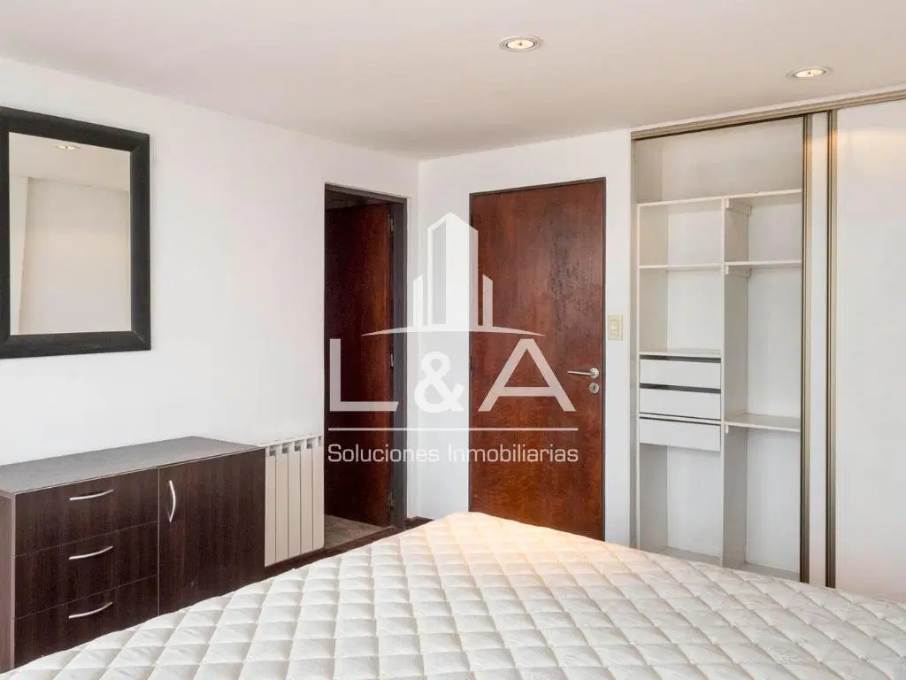 Departamento de 2 dormitorios y cochera en venta en Salta 4