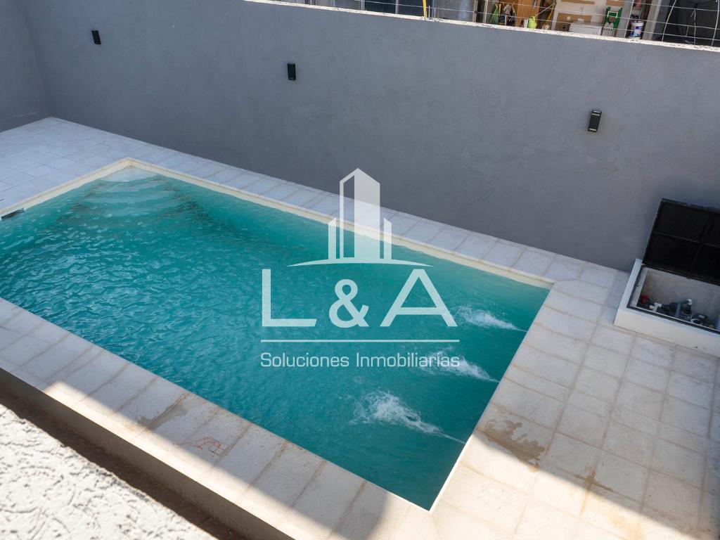 Foto de Casa de 400 m² con 4 dormitorios u pileta en venta en Los Profesionales, imagen 5