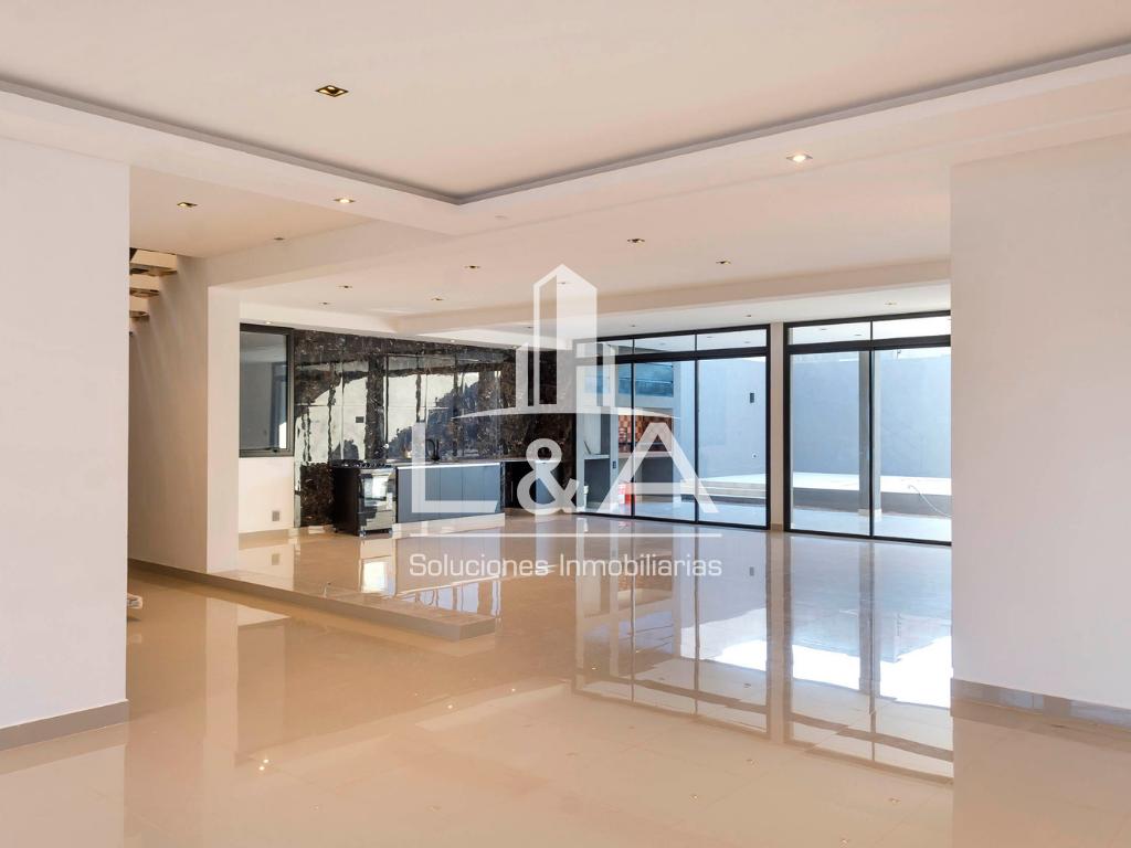 Foto de Casa de 400 m² con 4 dormitorios u pileta en venta en Los Profesionales, imagen 4