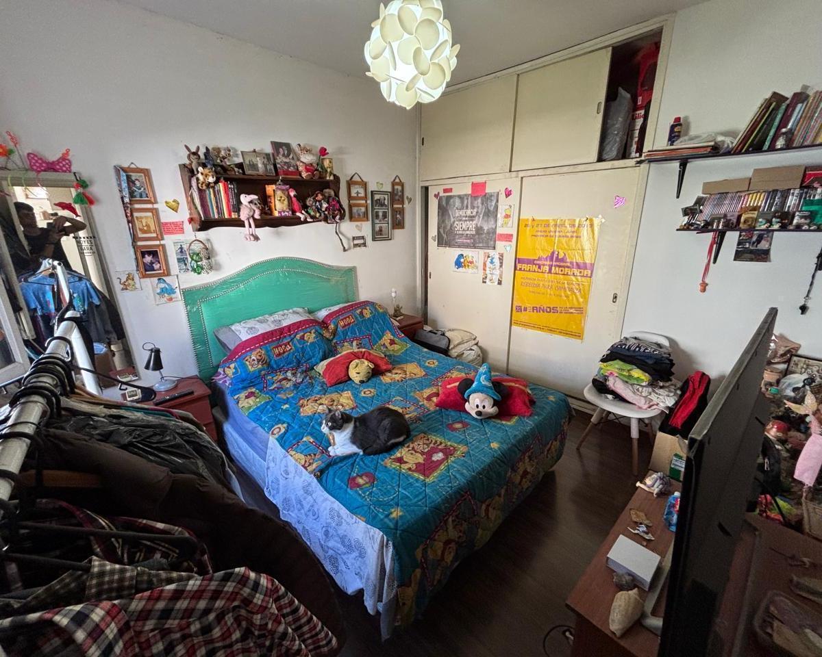 Venta - Pasillo de 2 Dorm + Comodín y Patio 3