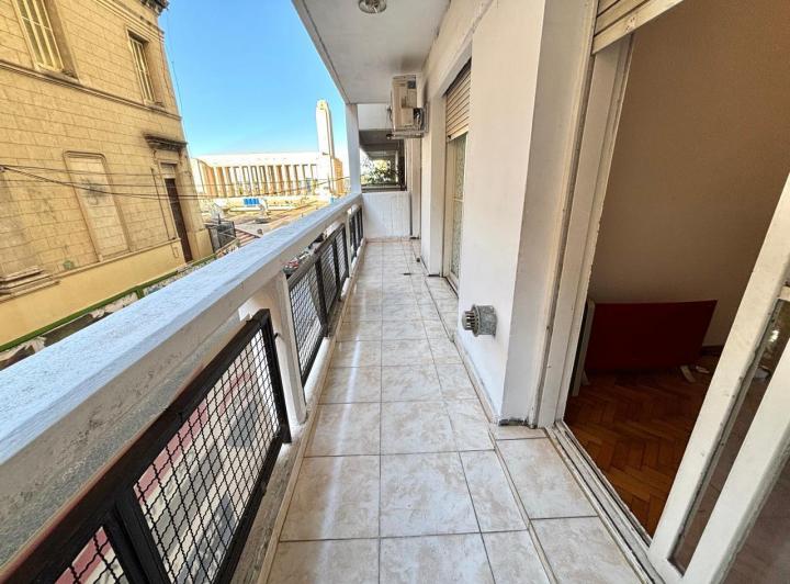 Departamento en venta de 3 dormitorios y patio! 4
