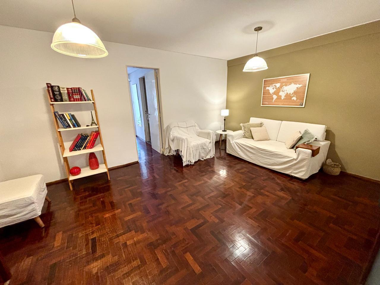 Foto de Departamento en venta- 2 dorm más comodín, imagen 1